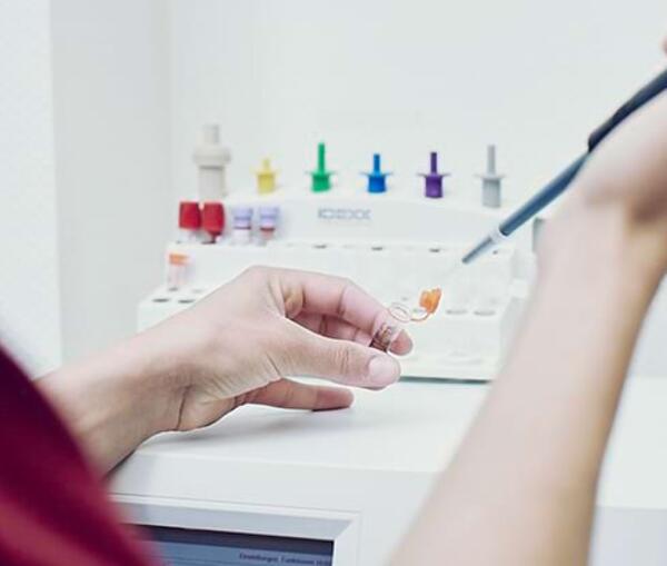 Unsere Leistungen – Labor